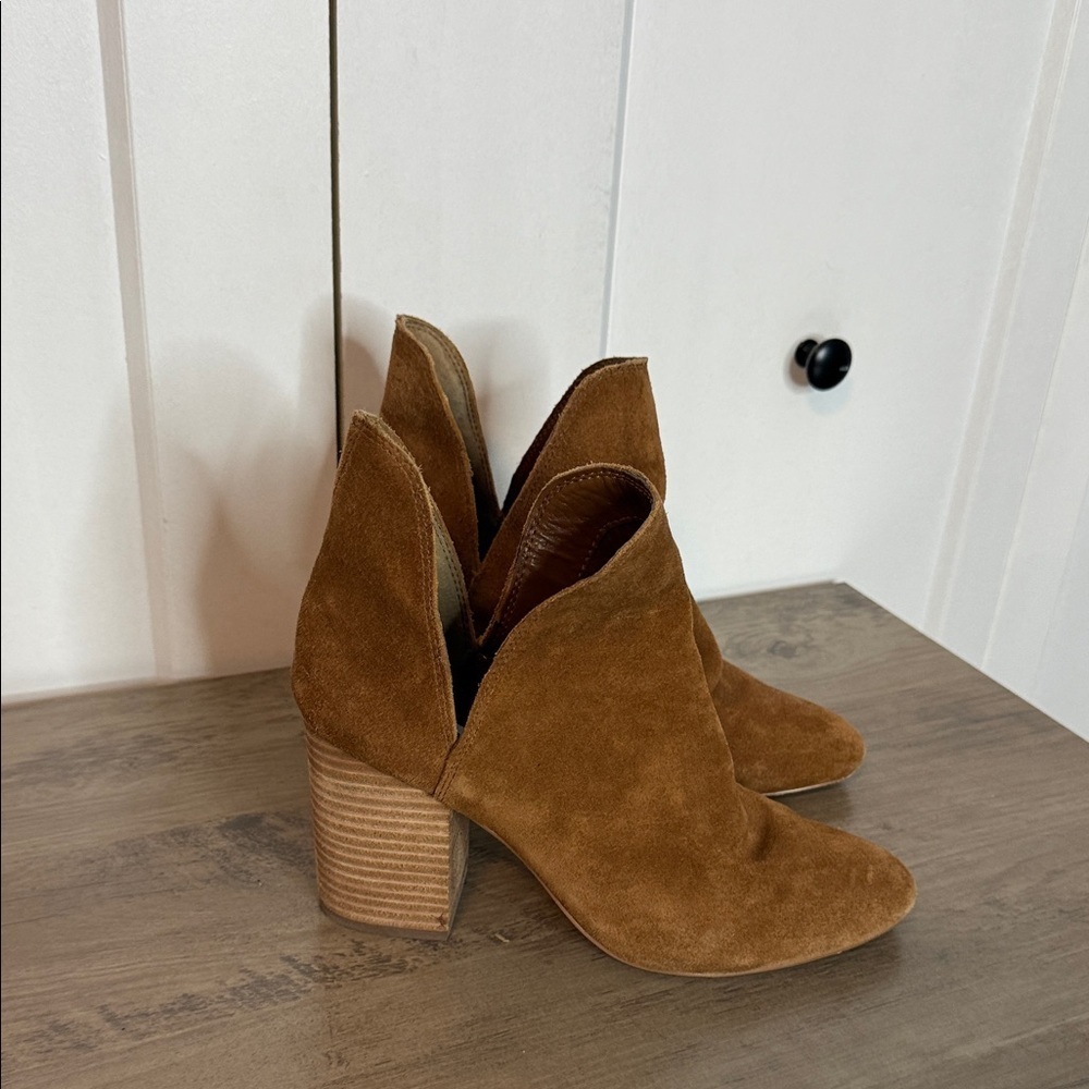 Steve Madden | Rookie Brown Cognac Suede Leather Ankle Booties - Heeled - 9